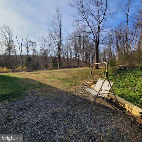 2720 HAUCK RD, Green Lane, PA 18054