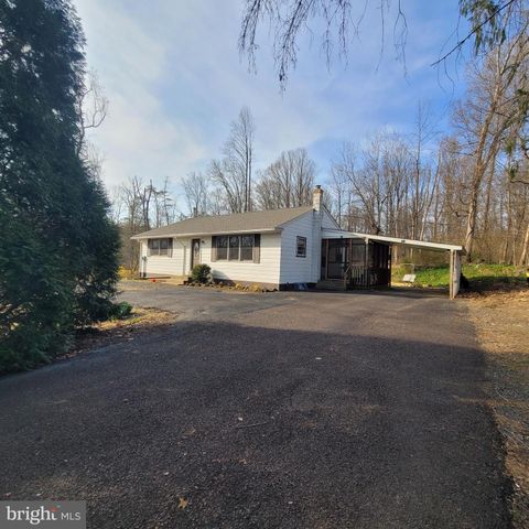 2720 HAUCK RD, Green Lane, PA 18054