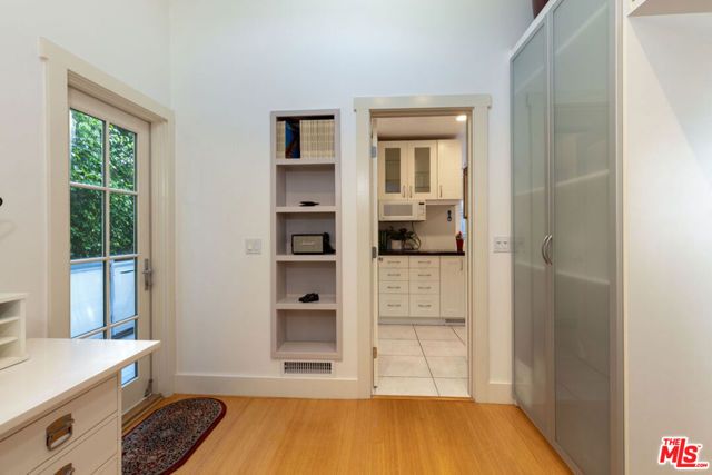 1623 Chapala Street, Santa Barbara, CA 93101