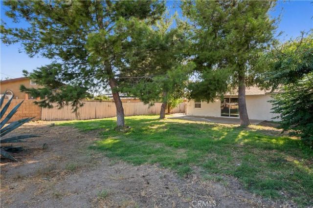 7557 Toyon Avenue, Fontana, CA 92336