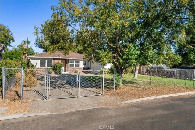 7557 Toyon Avenue, Fontana, CA 92336