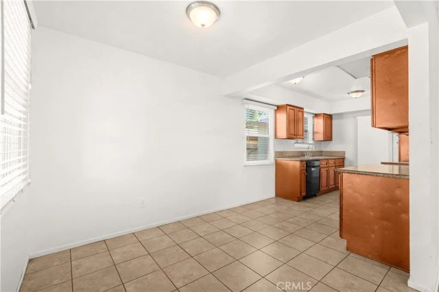 7557 Toyon Avenue, Fontana, CA 92336