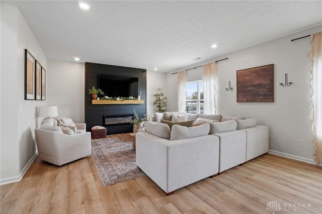 164 Autumn Maple Lane, Brookville, OH 45309