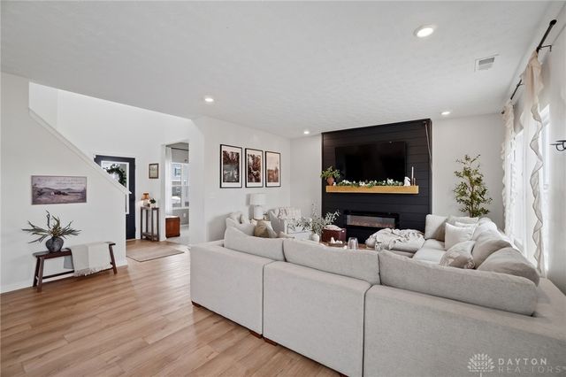 164 Autumn Maple Lane, Brookville, OH 45309