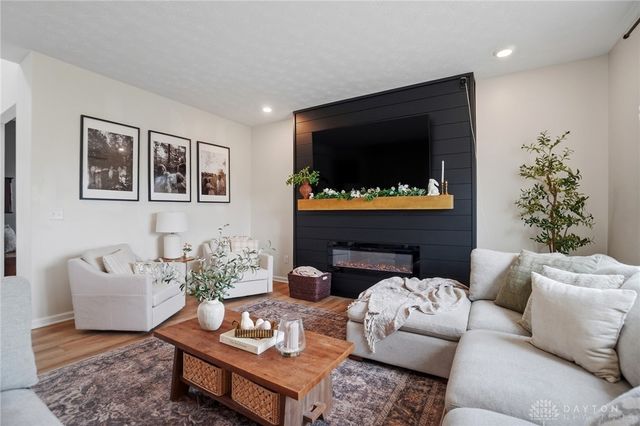 164 Autumn Maple Lane, Brookville, OH 45309