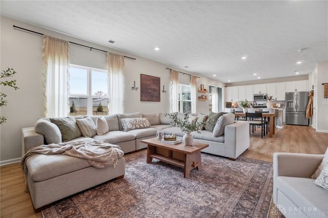 164 Autumn Maple Lane, Brookville, OH 45309