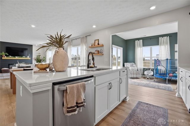 164 Autumn Maple Lane, Brookville, OH 45309