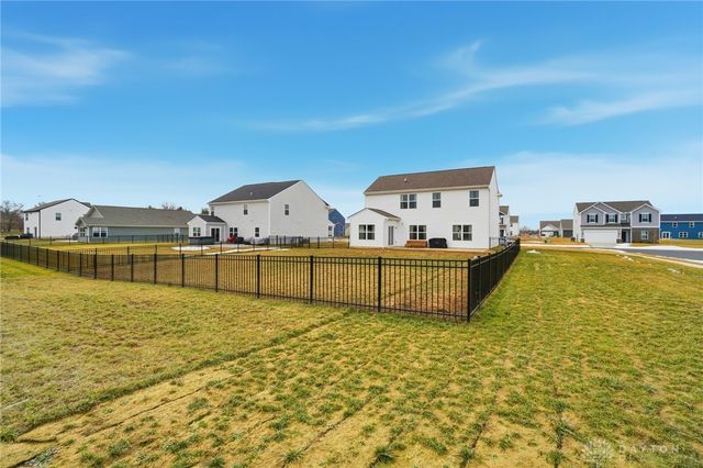 164 Autumn Maple Lane, Brookville, OH 45309