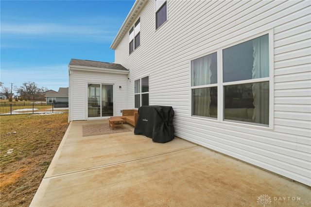 164 Autumn Maple Lane, Brookville, OH 45309