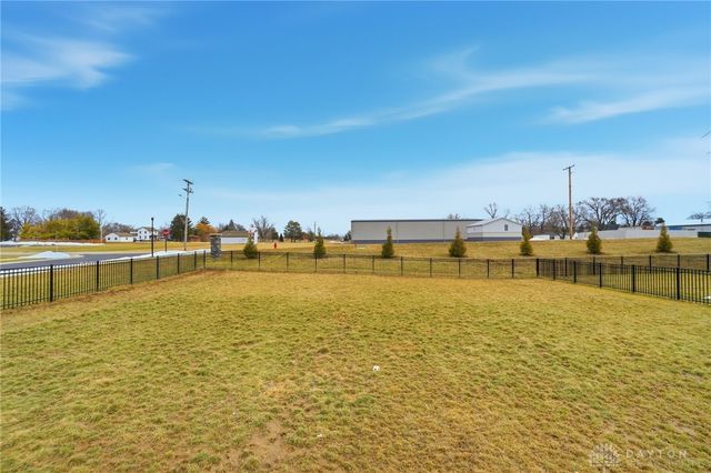 164 Autumn Maple Lane, Brookville, OH 45309