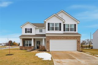 164 Autumn Maple Lane, Brookville, OH 45309