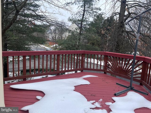 8110 MEADOW SPRINGS CT, Vienna, VA 22182