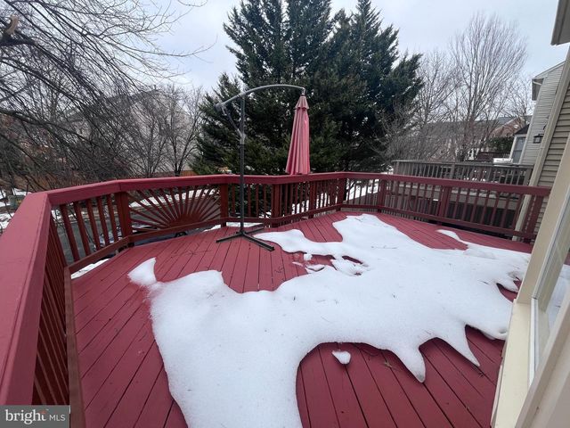 8110 MEADOW SPRINGS CT, Vienna, VA 22182