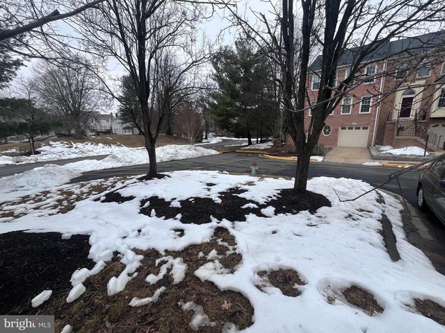 8110 MEADOW SPRINGS CT, Vienna, VA 22182