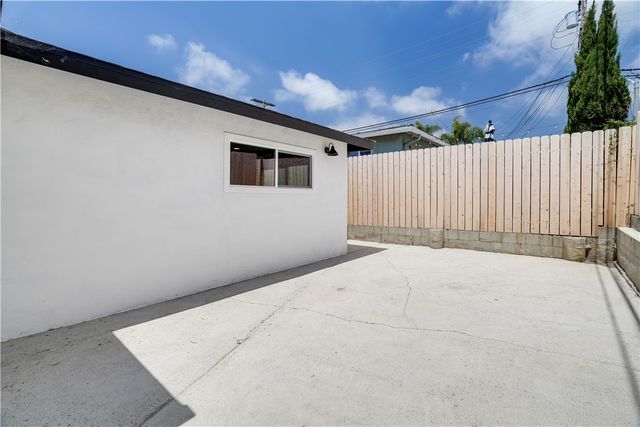 120 E Mariposa, San Clemente, CA 92672