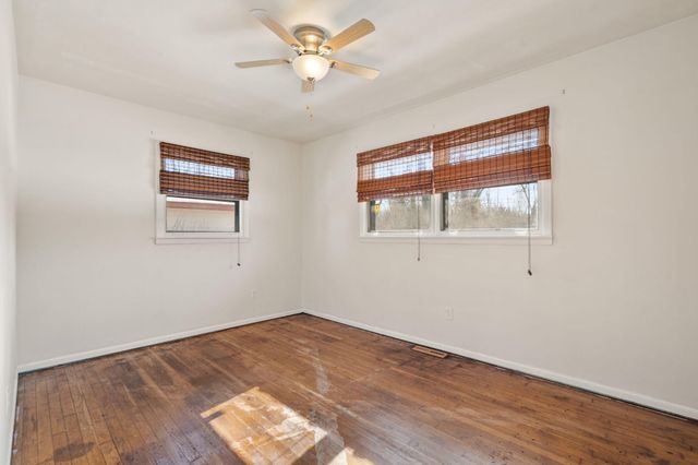 140 Lexington Street, Valparaiso, IN 46385