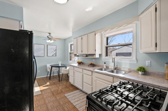 140 Lexington Street, Valparaiso, IN 46385