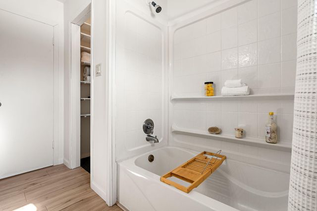 140 Lexington Street, Valparaiso, IN 46385