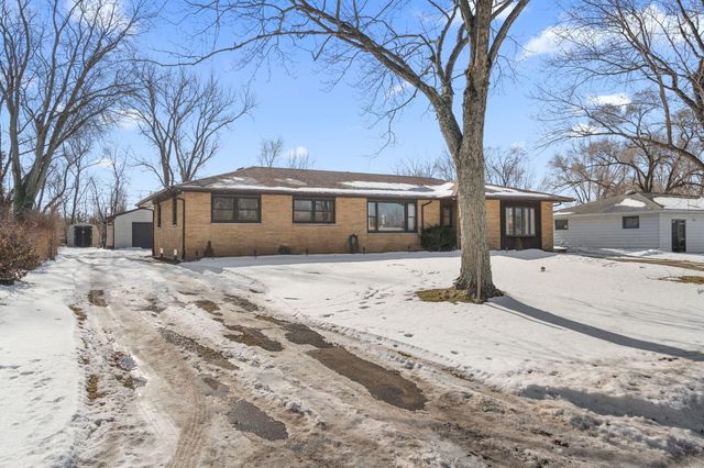 140 Lexington Street, Valparaiso, IN 46385