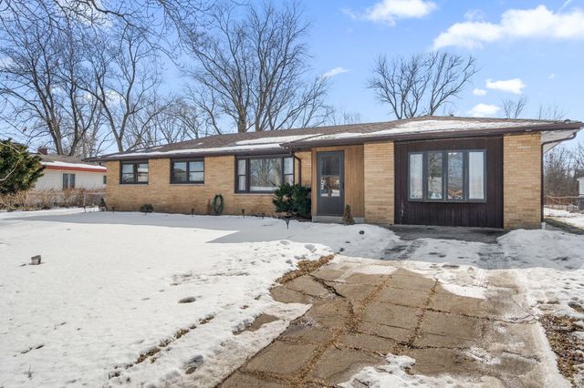 140 Lexington Street, Valparaiso, IN 46385