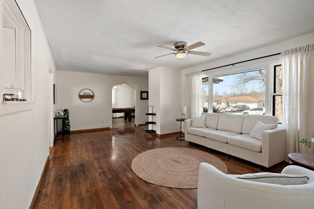 140 Lexington Street, Valparaiso, IN 46385