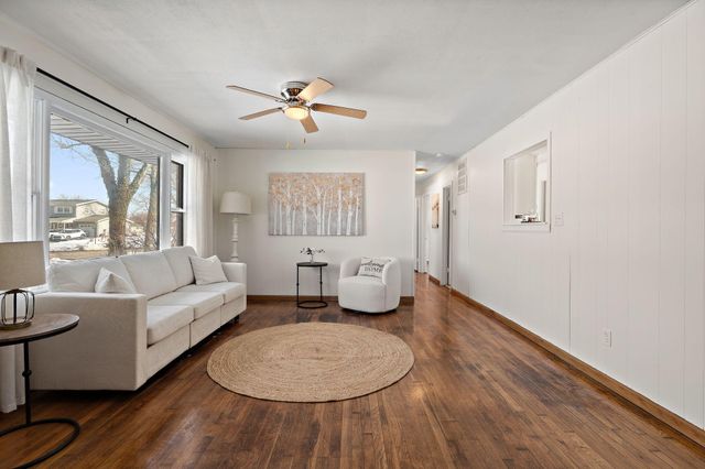 140 Lexington Street, Valparaiso, IN 46385