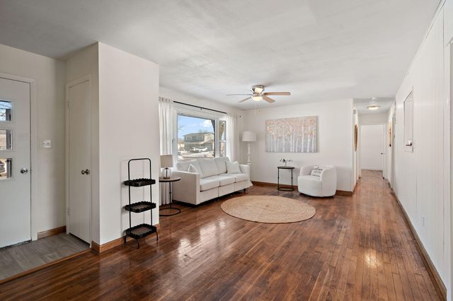 140 Lexington Street, Valparaiso, IN 46385