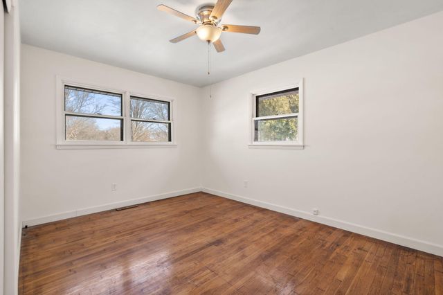 140 Lexington Street, Valparaiso, IN 46385