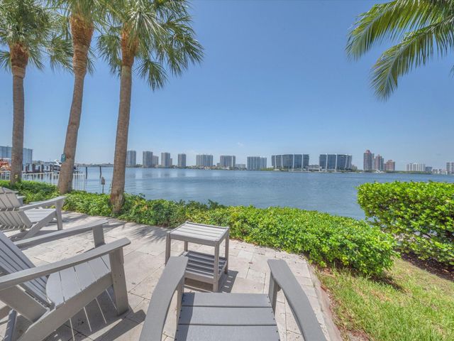 18100 N Bay Road 707, Sunny Isles Beach, FL 33160
