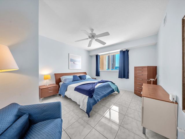 18100 N Bay Road 707, Sunny Isles Beach, FL 33160