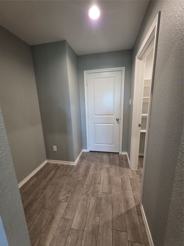 1644 Glade Meadows Drive, Burleson, TX 76058