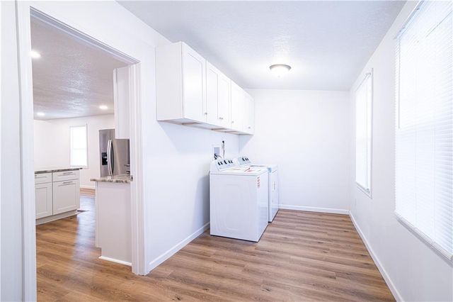 2013 Jones Street, St Joseph, MO 64501