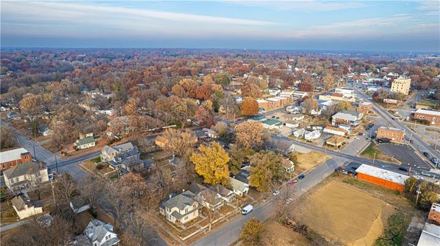 2013 Jones Street, St Joseph, MO 64501