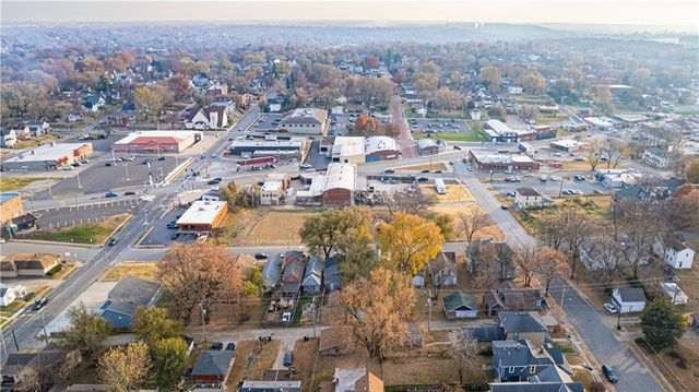 2013 Jones Street, St Joseph, MO 64501