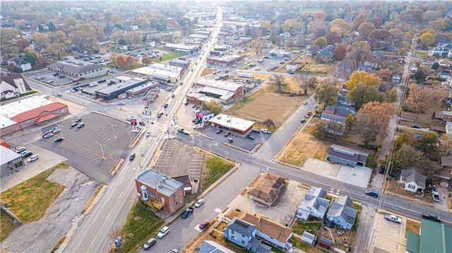 2013 Jones Street, St Joseph, MO 64501