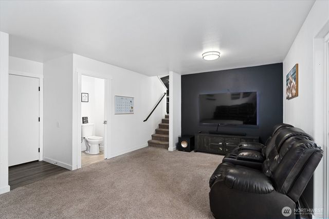 20709 108th Street E, Bonney Lake, WA 98391