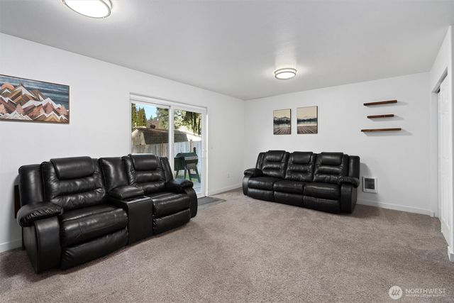 20709 108th Street E, Bonney Lake, WA 98391