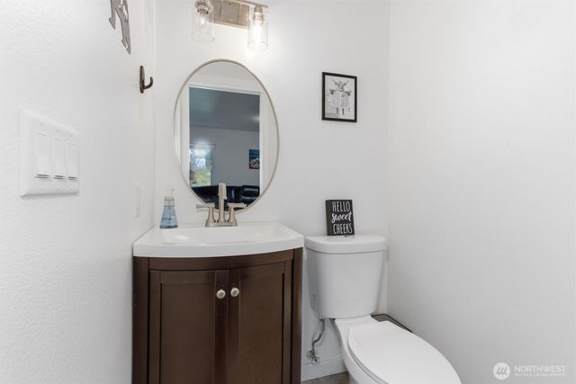 20709 108th Street E, Bonney Lake, WA 98391