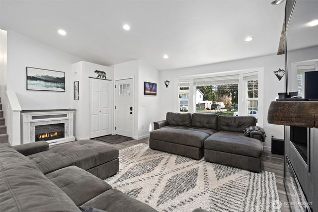 20709 108th Street E, Bonney Lake, WA 98391