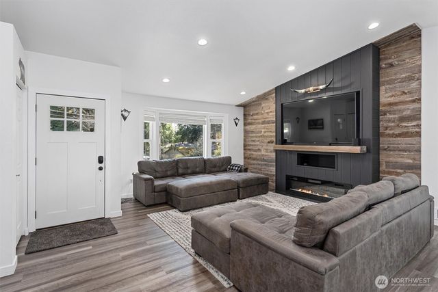 20709 108th Street E, Bonney Lake, WA 98391