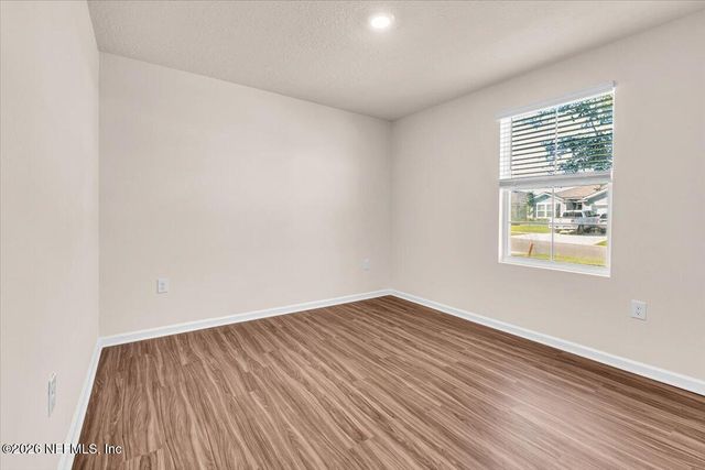 2262 WILLOW SPRINGS Drive, Green Cove Springs, FL 32043