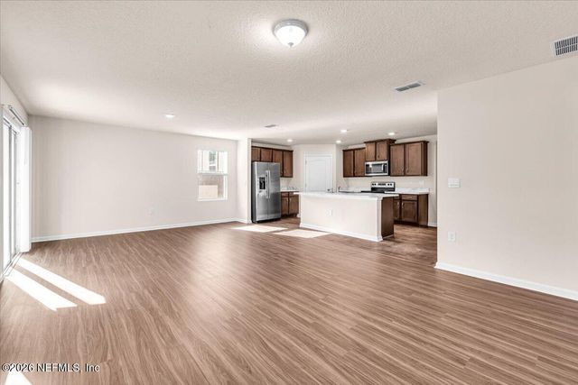 2262 WILLOW SPRINGS Drive, Green Cove Springs, FL 32043