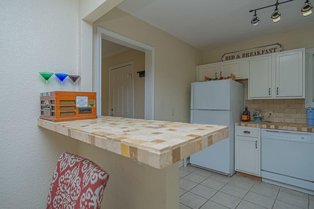 126 Bonita Avenue, Galveston, TX 77550