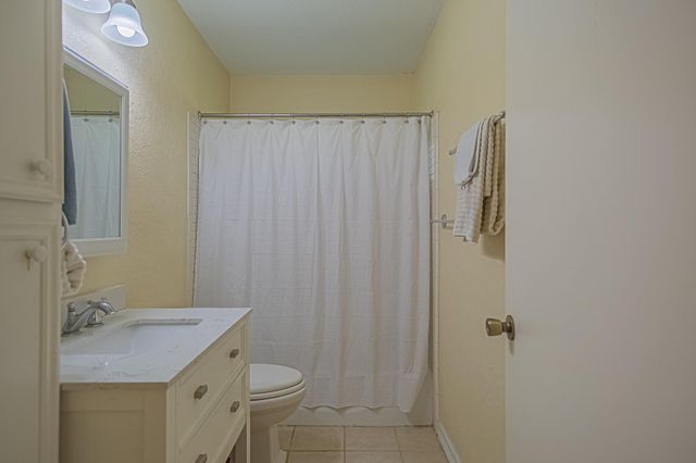 126 Bonita Avenue, Galveston, TX 77550