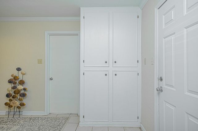 126 Bonita Avenue, Galveston, TX 77550