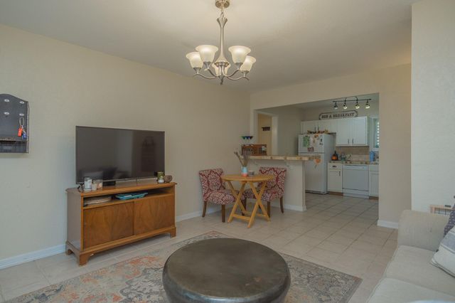 126 Bonita Avenue, Galveston, TX 77550