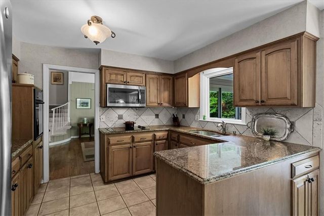 9029 High Drive, Leawood, KS 66206