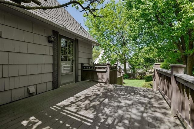 9029 High Drive, Leawood, KS 66206