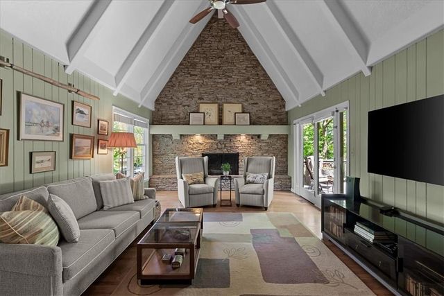 9029 High Drive, Leawood, KS 66206