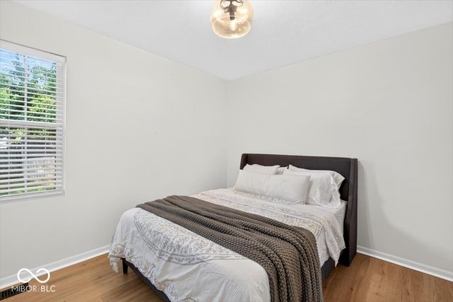 2410 Dell Zell Drive, Indianapolis, IN 46220